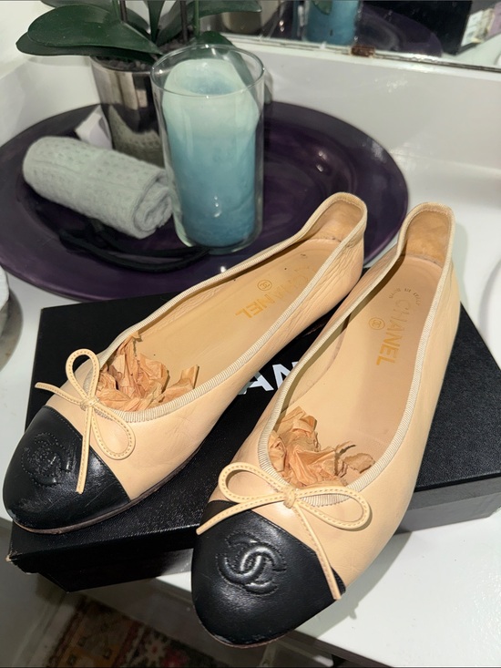 CHANEL Shoes - CHANEL Beige Leather Ballet Flats with Black Cap Toe